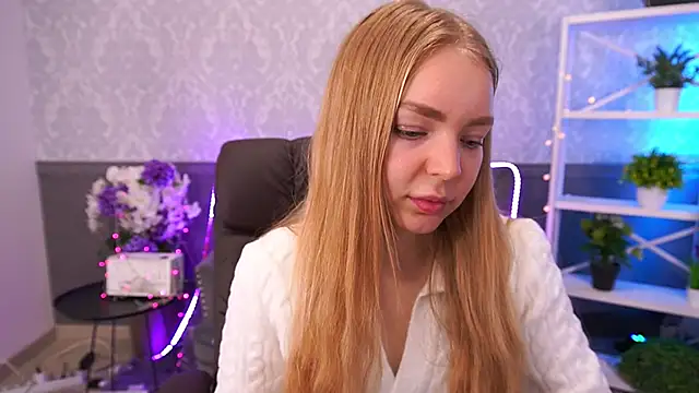 EmilySunshineS online show from 30, 11, 2025