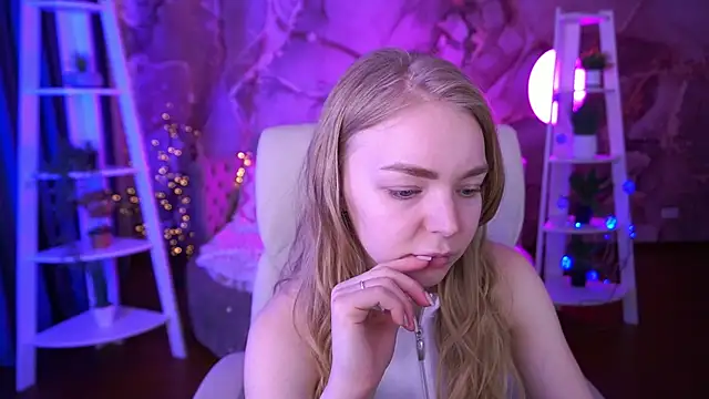 EmilySunshineS online show from 11, 2, 2026