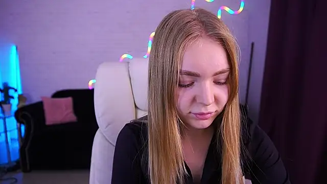 Snapshot of EmilySunshineS chatting on 3, 12, 2025 EmilySunshineS online show from 3, 12, 2025