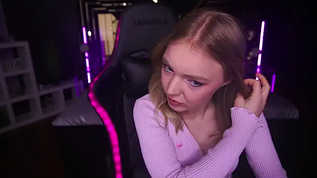 EmilySunshineS online show from 20, 3, 2025