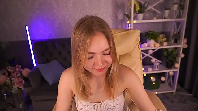 EmilySunshineS online show from 10, 3, 2025