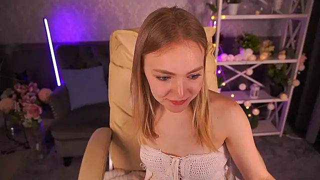 EmilySunshineS online show from 10, 3, 2025