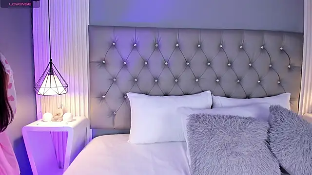 VioletthaRous online show from 21, 2, 2026