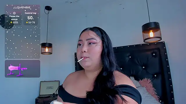 Snapshot of victoriajk chatting on 15, 4, 2026 victoriajk online show from 15, 4, 2026