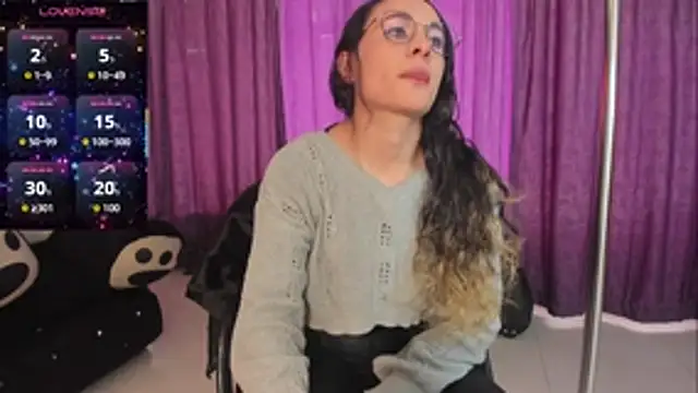 Coral Gibson online show from 4, 11, 2025