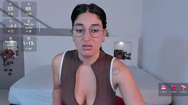 ScarlettWet9 online show from 9, 11, 2025