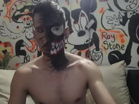 roystonee01 online show from 1, 11, 2025