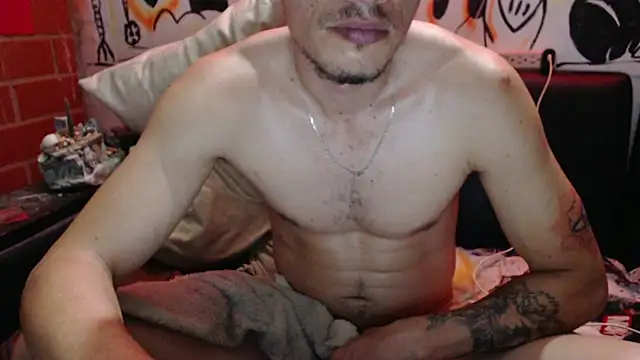 roystonee01 online show from 3, 2, 2026