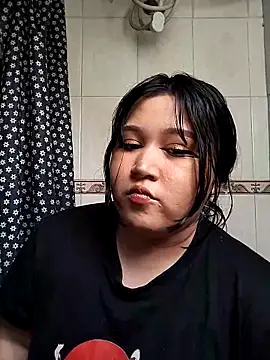 Snapshot of sharyl_24 chatting on 28, 3, 2026 sharyl 24 online show from 28, 3, 2026