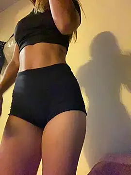 Carolinen online show from 31, 3, 2026