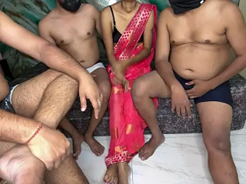 Snapshot of saviverma2024 chatting on 12, 6, 2026 saviverma2024 online show from 12, 6, 2026