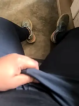 rana9639 1 online show from 22, 2, 2025