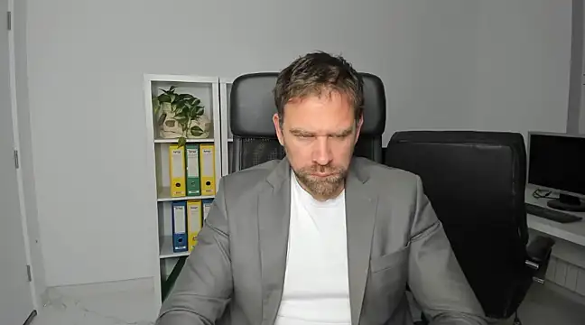 John-E-Dough online show from 7, 12, 2024