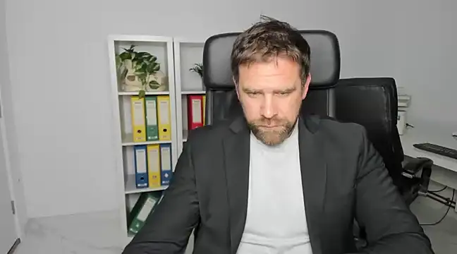 John-E-Dough online show from 17, 12, 2024