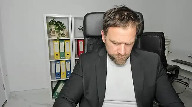 John-E-Dough online show from 18, 12, 2024