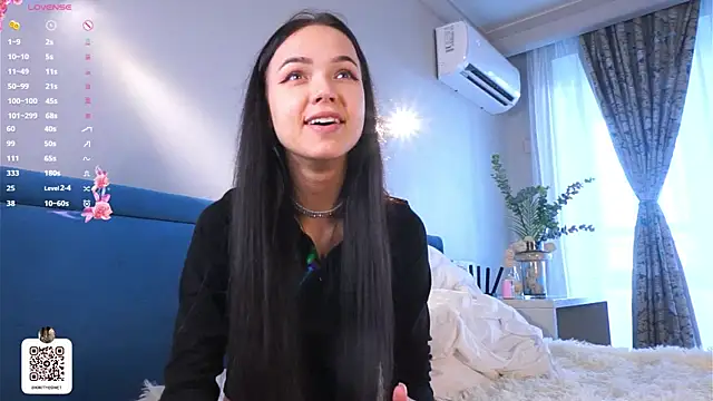 SynneFrary online show from 13, 10, 2025