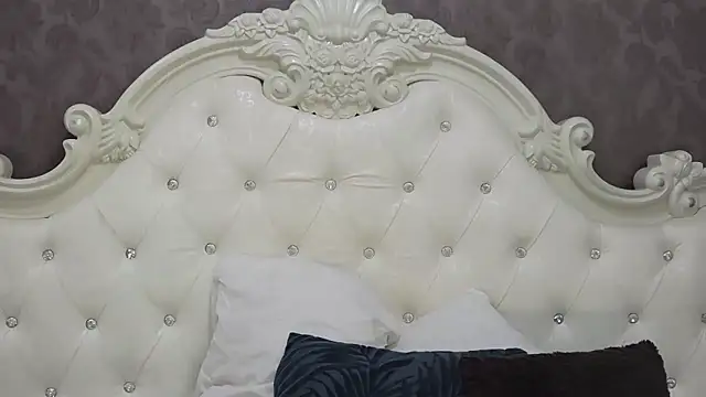 Hajar Kar online show from 4, 6, 2026