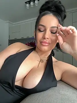 melissablack online show from 7, 10, 2025