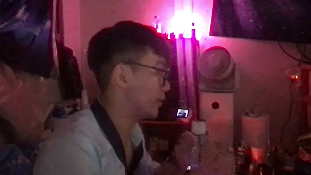ex199212 online show from 10, 3, 2025