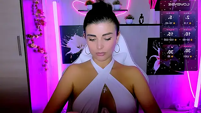 KayWuds online show from 3, 12, 2025