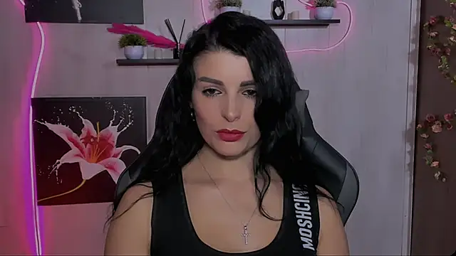 KayWuds online show from 8, 2, 2025