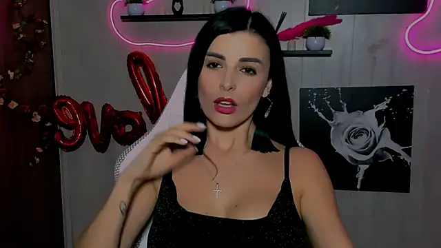 KayWuds online show from 28, 2, 2025