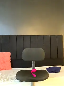 sweetsofia18 online show from 19, 10, 2025