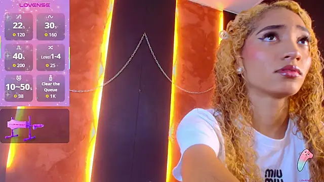 Charlotte Love10 online show from 23, 9, 2025