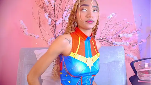 Charlotte Love10 online show from 31, 10, 2025