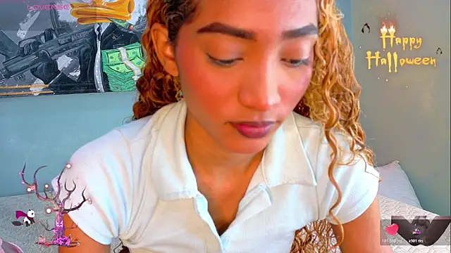 Charlotte Love10 online show from 14, 11, 2025