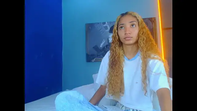 Charlotte Love10 online show from 7, 11, 2025