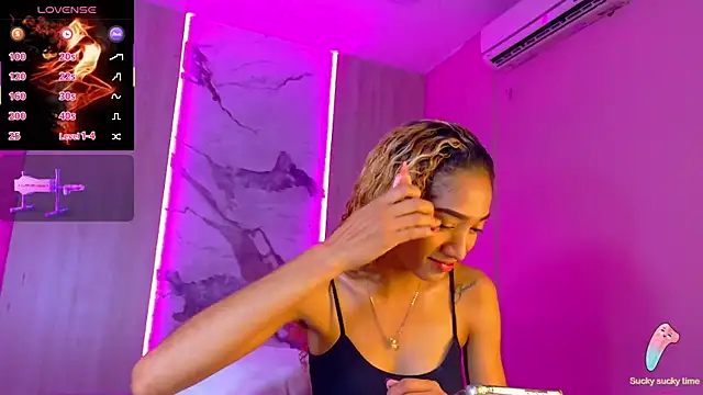 Charlotte Love10 online show from 26, 11, 2025