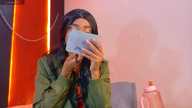 Charlotte Love10 online show from 12, 2, 2026