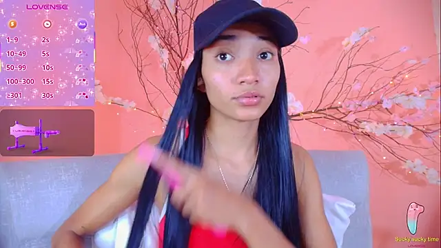 Charlotte Love10 online show from 2, 11, 2025