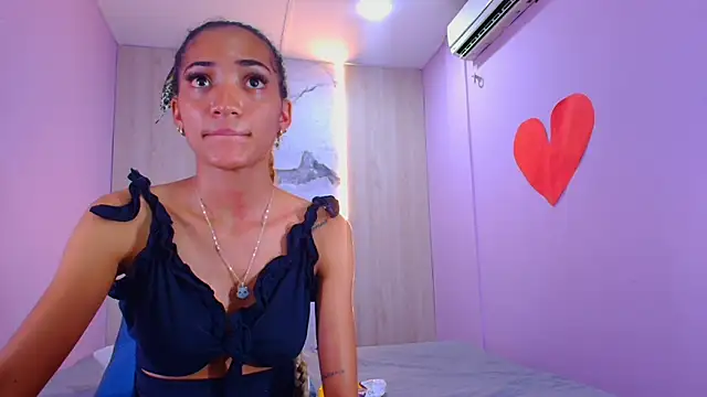 Charlotte Love10 online show from 16, 3, 2025