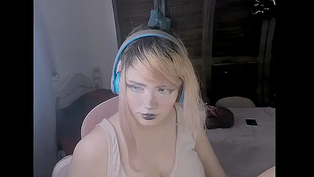 Snapshot of madokapruriens chatting on 27, 9, 2025 madokapruriens online show from 27, 9, 2025