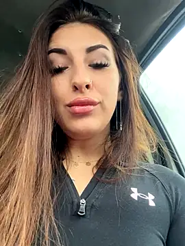 Snapshot of SashaBelle_ chatting on 29, 11, 2025 SashaBelle online show from 29, 11, 2025