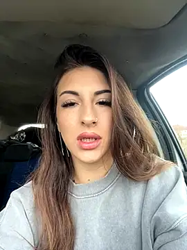 Snapshot of SashaBelle_ chatting on 26, 11, 2025 SashaBelle online show from 26, 11, 2025