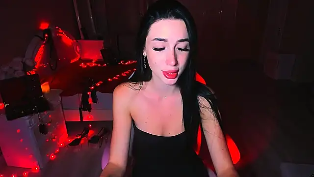 lovely desire online show from 11, 9, 2025