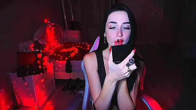 lovely desire online show from 13, 10, 2025