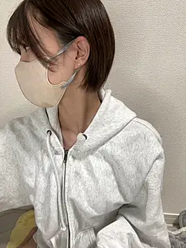 Snapshot of -x_MIU_x chatting on 17, 3, 2025 -x MIU x online show from 17, 3, 2025