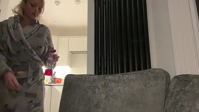 Snapshot of Leylah_Linda chatting on 27, 2, 2026 Leylah Linda online show from 27, 2, 2026