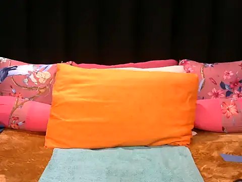 Pearl 00 online show from 28, 5, 2026