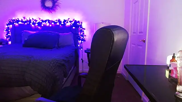 AlyssiaAmoreXO online show from 10, 3, 2026