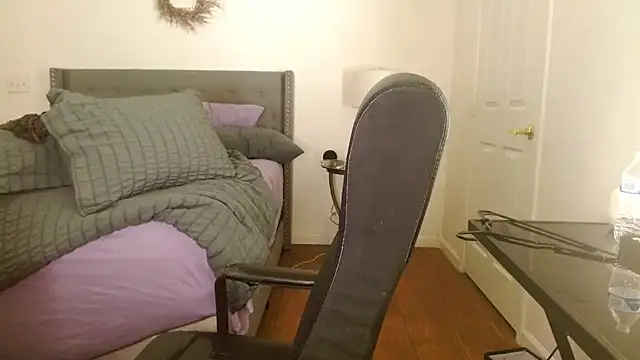 Snapshot of AlyssiaAmoreXO chatting on 10, 11, 2025 AlyssiaAmoreXO online show from 10, 11, 2025