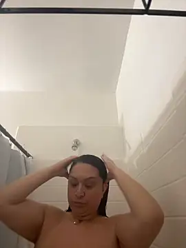 Snapshot of AlyssiaAmoreXO chatting on 1, 11, 2025 AlyssiaAmoreXO online show from 1, 11, 2025