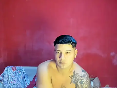 Snapshot of paul_luis chatting on 29, 11, 2025 paul luis online show from 29, 11, 2025