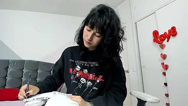 Camcrush   online show from 25, 2, 2025