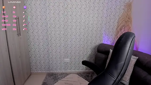 Snapshot of Sarajonnes chatting on 7, 2, 2026 Sarajonnes online show from 7, 2, 2026