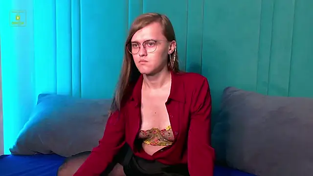 YukoFanee online show from 11, 9, 2025